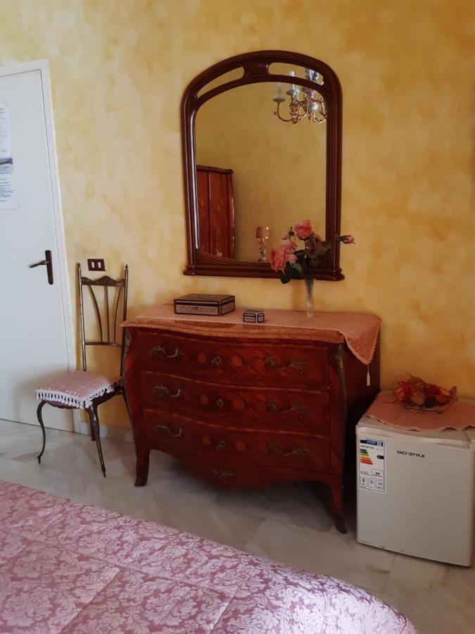 Bed and Breakfast Moonaurora Gallipoli Exterior foto